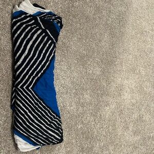 Women’s Express scarf